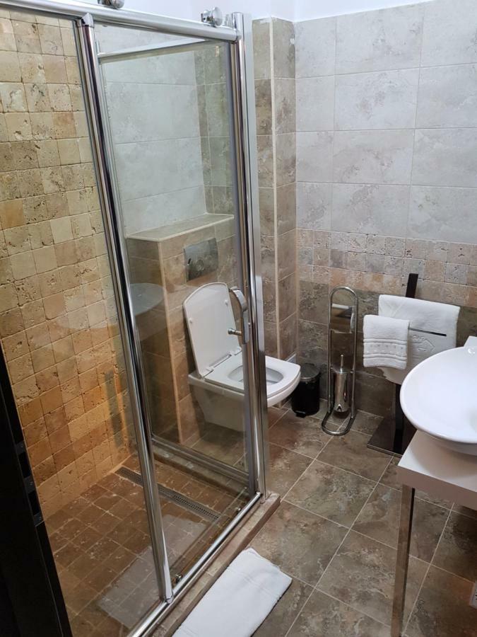 Bk Hotel Năvodari Buitenkant foto