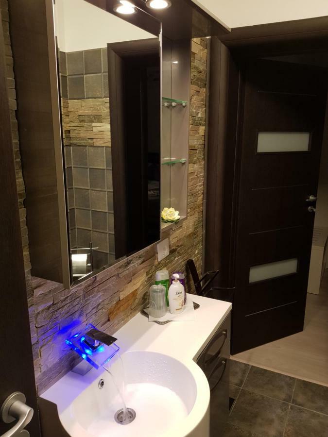Bk Hotel Năvodari Buitenkant foto