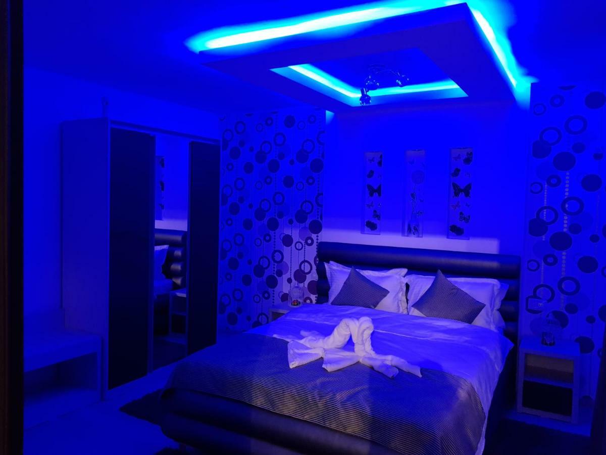 Bk Hotel Năvodari Buitenkant foto